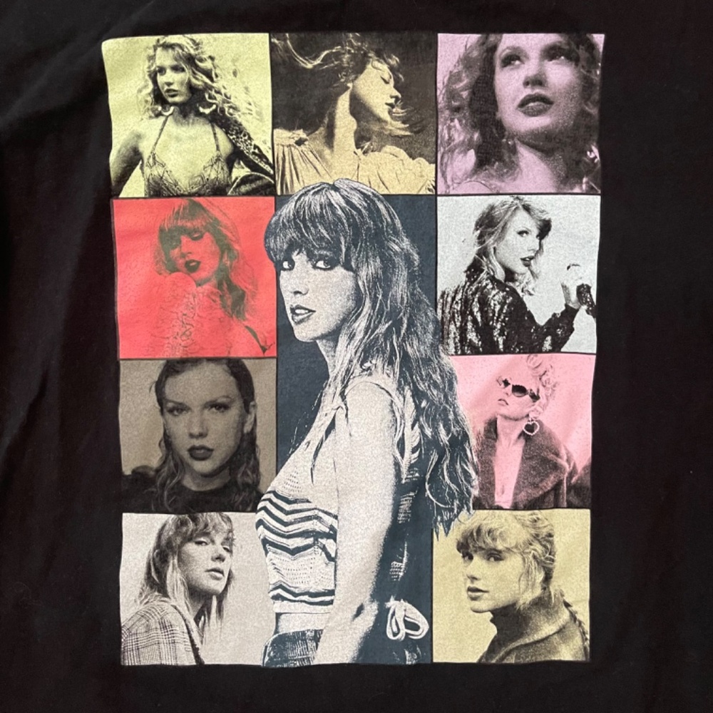 Taylor Swift - THE ERAS TOUR - BLACK T-SHIRT - Picture 3 of 8